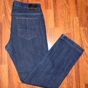 Perry Ellis Regular Fit Straight Denim